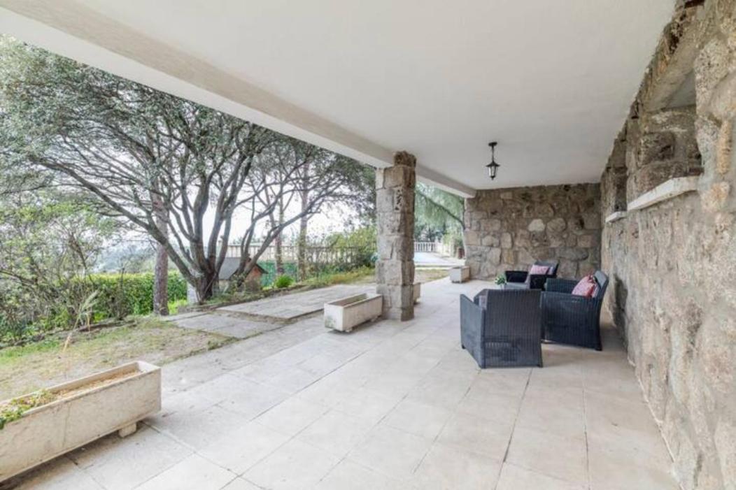 Vila Cristina Valdemorillo Luaran gambar